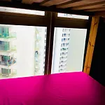 Regalia Skypool Klcc Friendly Hostel